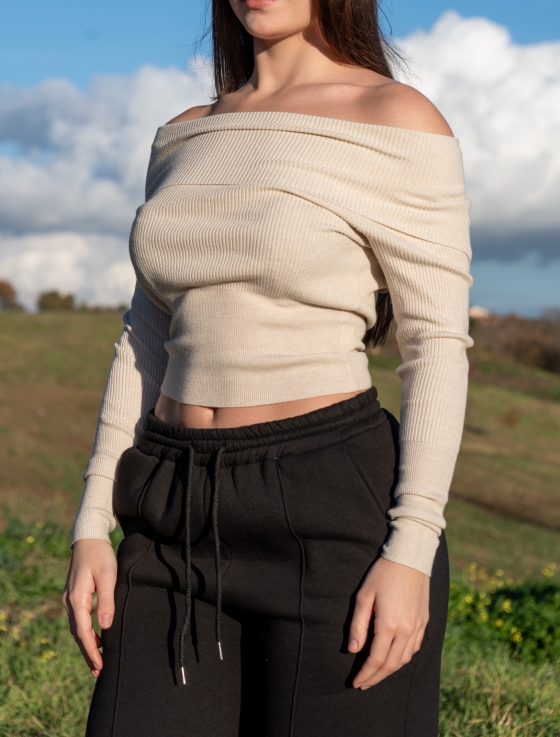 MAGLIONE SCOLLO A BARCA BEIGE
